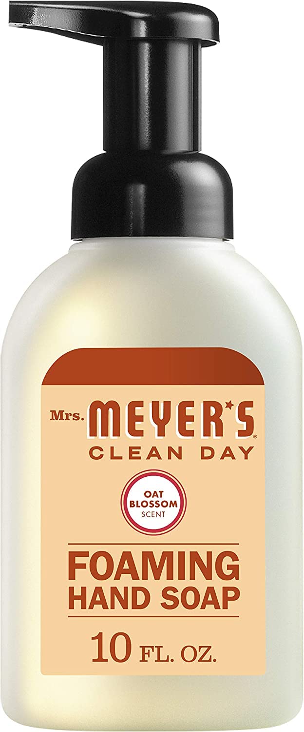 Mrs. Meyer's Clean Day oat blossom foaming soap pump in action.