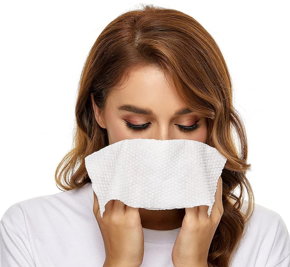 MSOEUESO premium cleaning wipes for kitchen, bathroom, and on-the-go tasks.