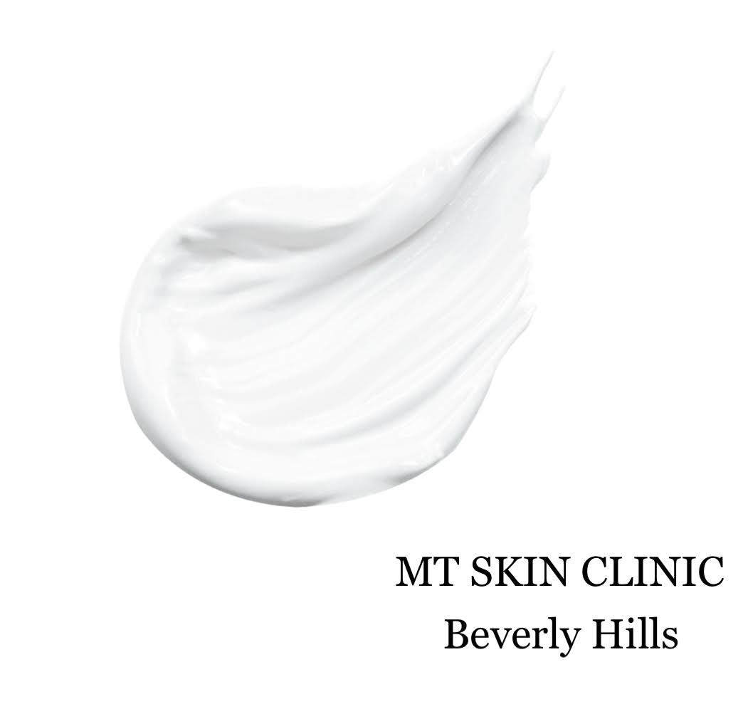 MT SKIN CLINIC hydration glow closeup for dewy skin.