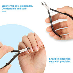 Mudder compact tool, 10.5 by 7.5 cm, ideal for travel nail care.