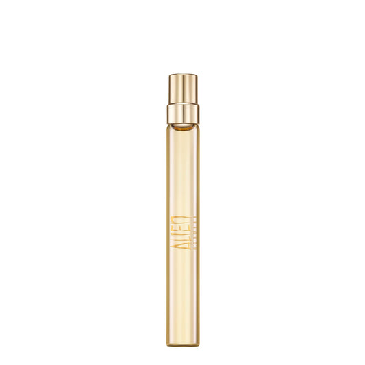Mugler Alien Goddess bottle close-up with luxe glass and golden cap for premium presentation.