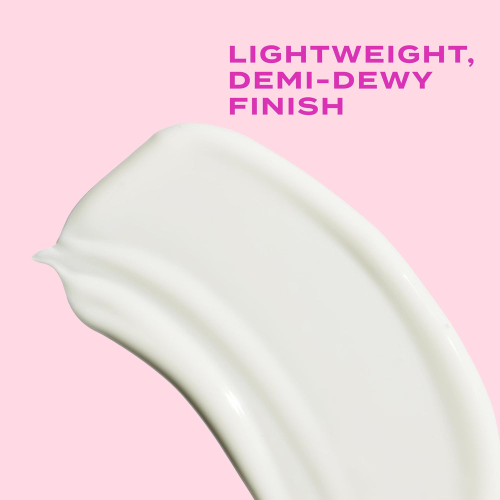 Murad hyaluronic acid delivery close-up highlights deep hydration.