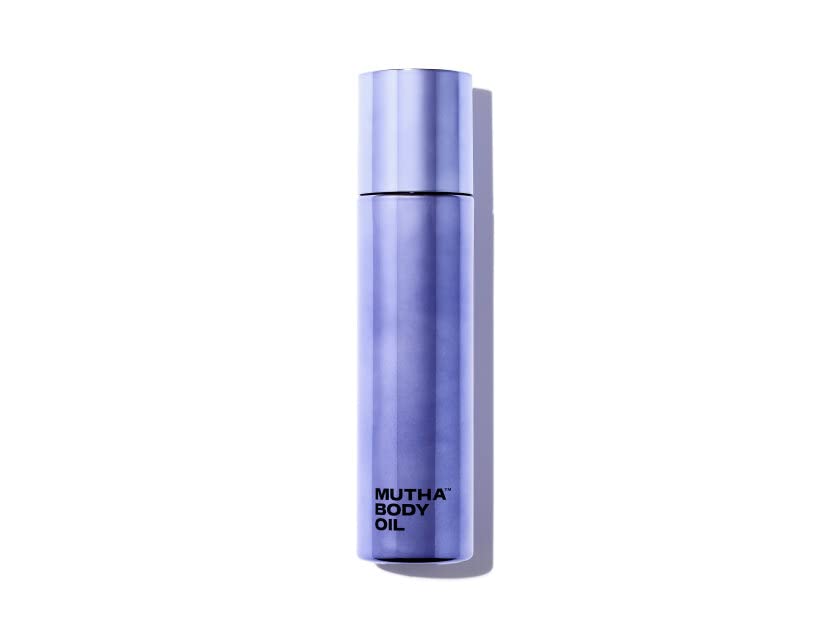 MUTHA Body Oil fast-absorbing texture delivers rapid moisture without heaviness.