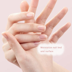 Nailz Growth Pen absorbs quickly with no greasy residue.
