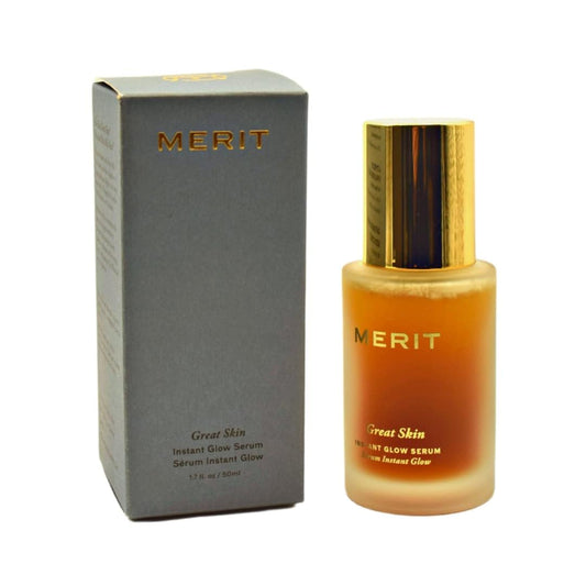 NAPH M Great Skin Serum application scene for even skin tone and smooth texture.