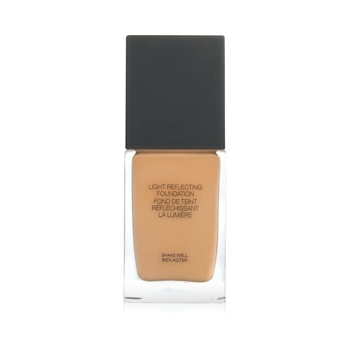 NARS Light Reflecting Foundation Barcelona 4 application swatch demonstrates even skin tone.