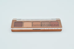 Natasha Denona MINI BRONZE application shot demonstrates seamless blending for smoky bronze or shimmer.