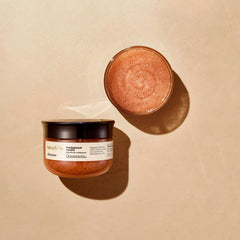 NATIVA SPA Madagascar Vanilla quinoa oil highlight, nourishes skin for lasting moisture.