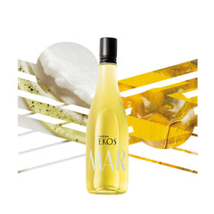 Natura Ekos Maracujá bottle close-up shows vibrant passion fruit notes for daily freshness
