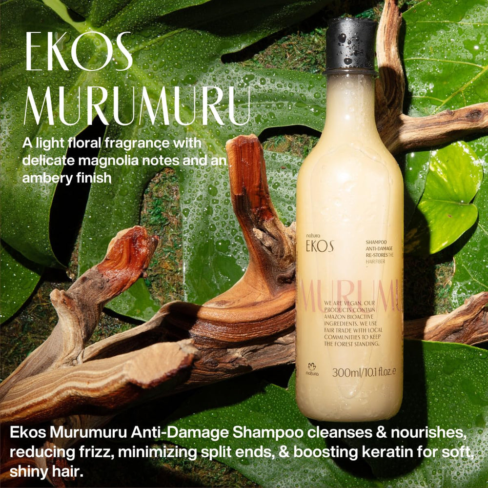 Natura Ekos Murumuru Restoring Shampoo lather showing rich foam for thorough cleansing.