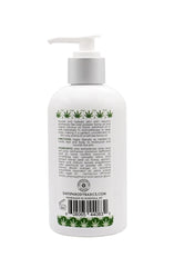 Nature's Apothecary lotion pump demonstrates fast-absorbing, non-greasy hydration.