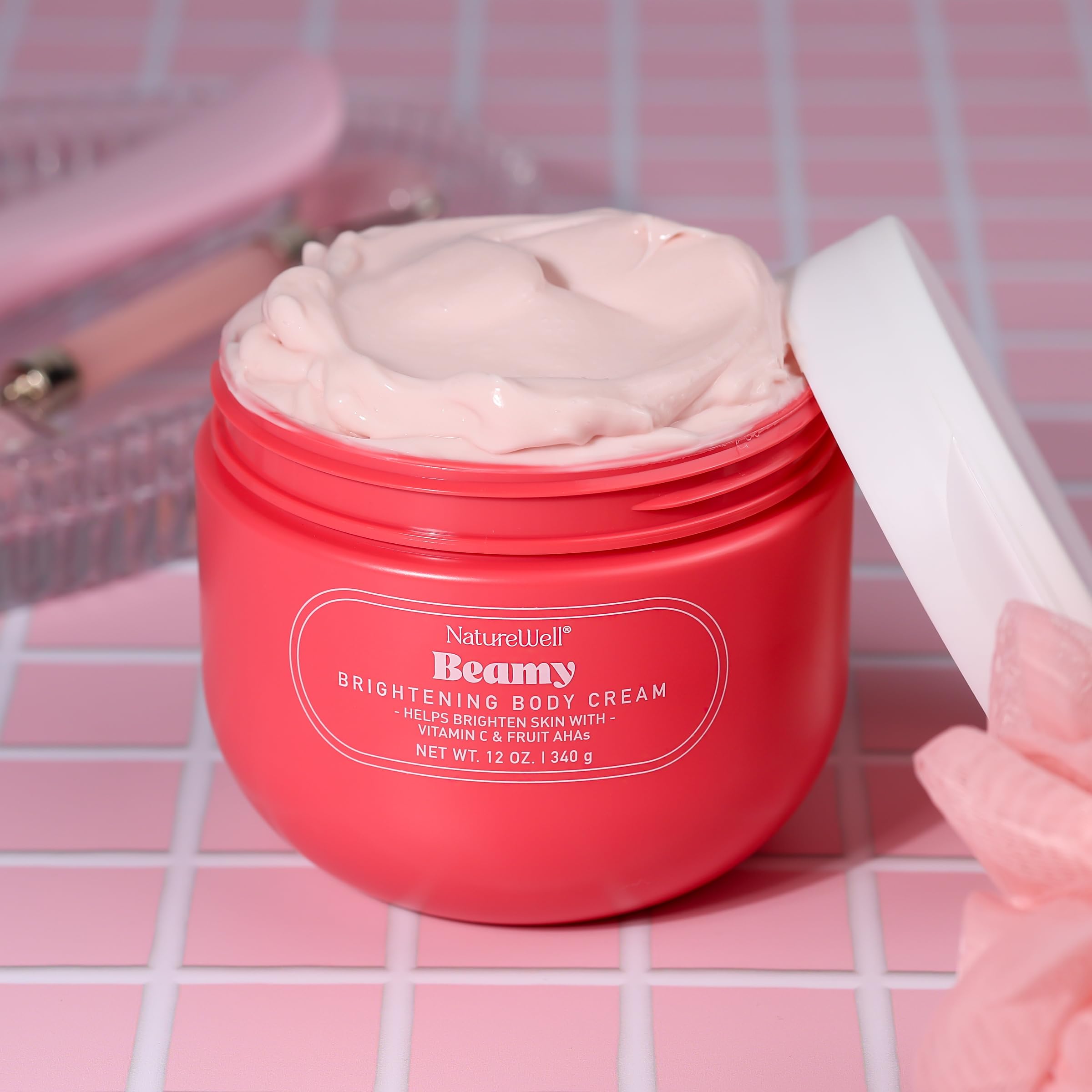 Day and night use concept for NatureWell Beamy Brightening Body Cream