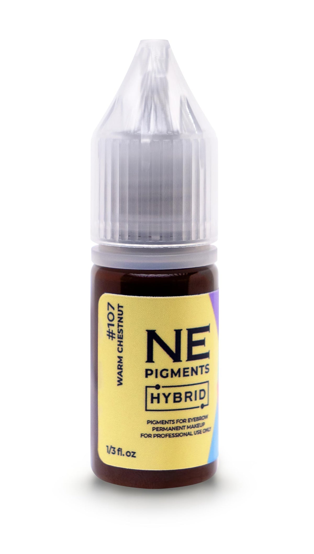 NE PIGMENTS Warm Chestnut bottle pour shows a rich golden-brown base for natural brows.