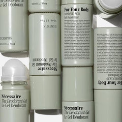 Nécessaire eucalyptus deodorant gel application scene demonstrates daily use by active individuals.