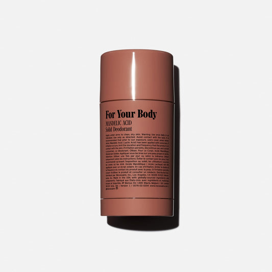 Nécessaire Olibanum deodorant twist-up application demonstrates easy daily use.