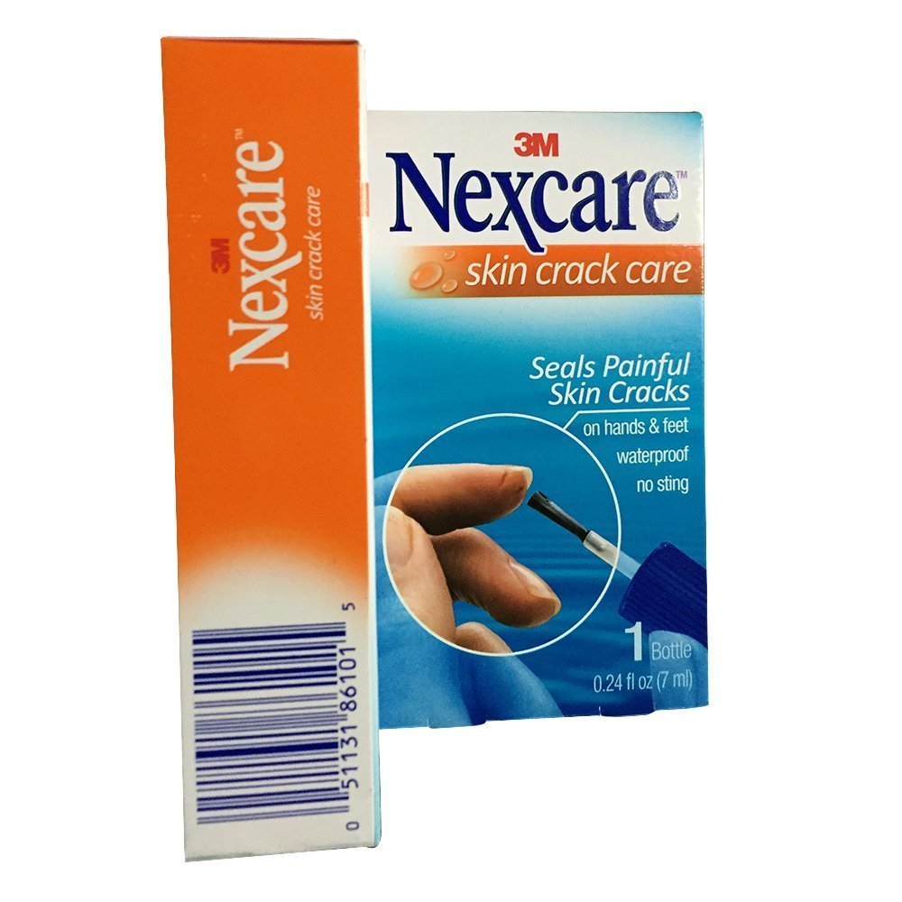Nexcare Skin Crack Care Liquid application close-up highlighting fast-drying seal for daily use.