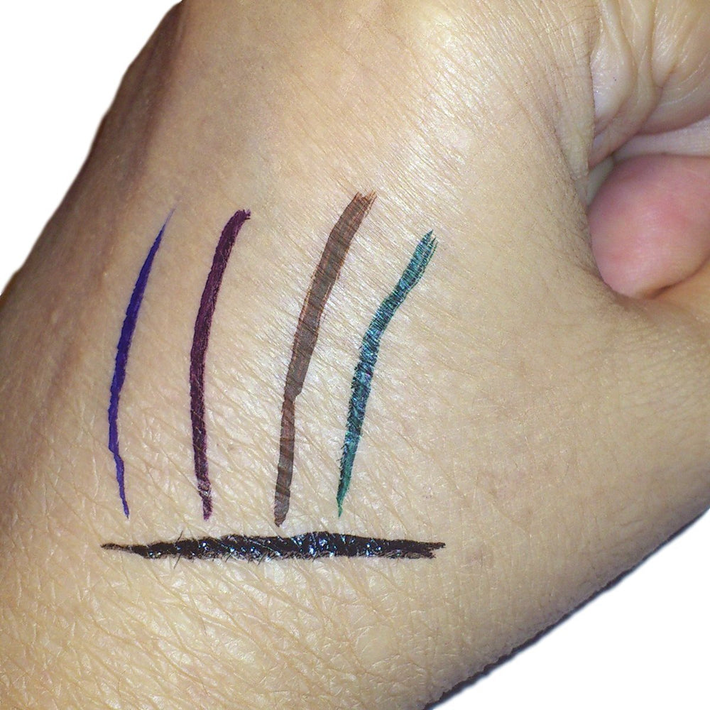 Nikka Notto blue eyeliner pen for vibrant color with waterproof hold