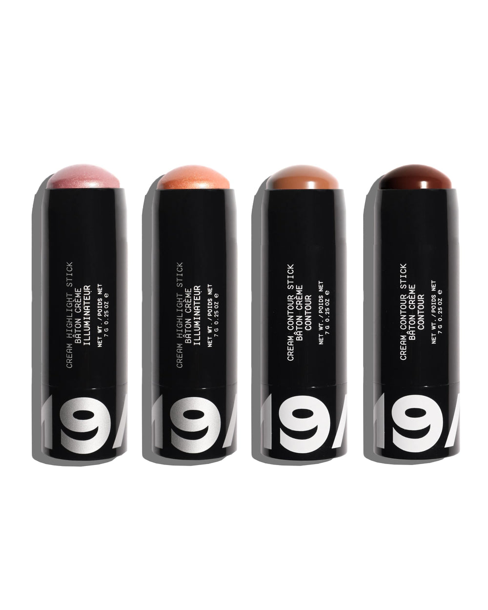 NINETEEN NINETY NINE Perla highlight for a soft pink luminous finish.