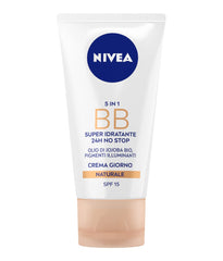 NIVEA BB Cream Light texture close-up reveals smooth, even skin tone
