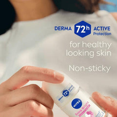 Compact 50 ml roll-on size from NIVEA Extra Bright for daily carry