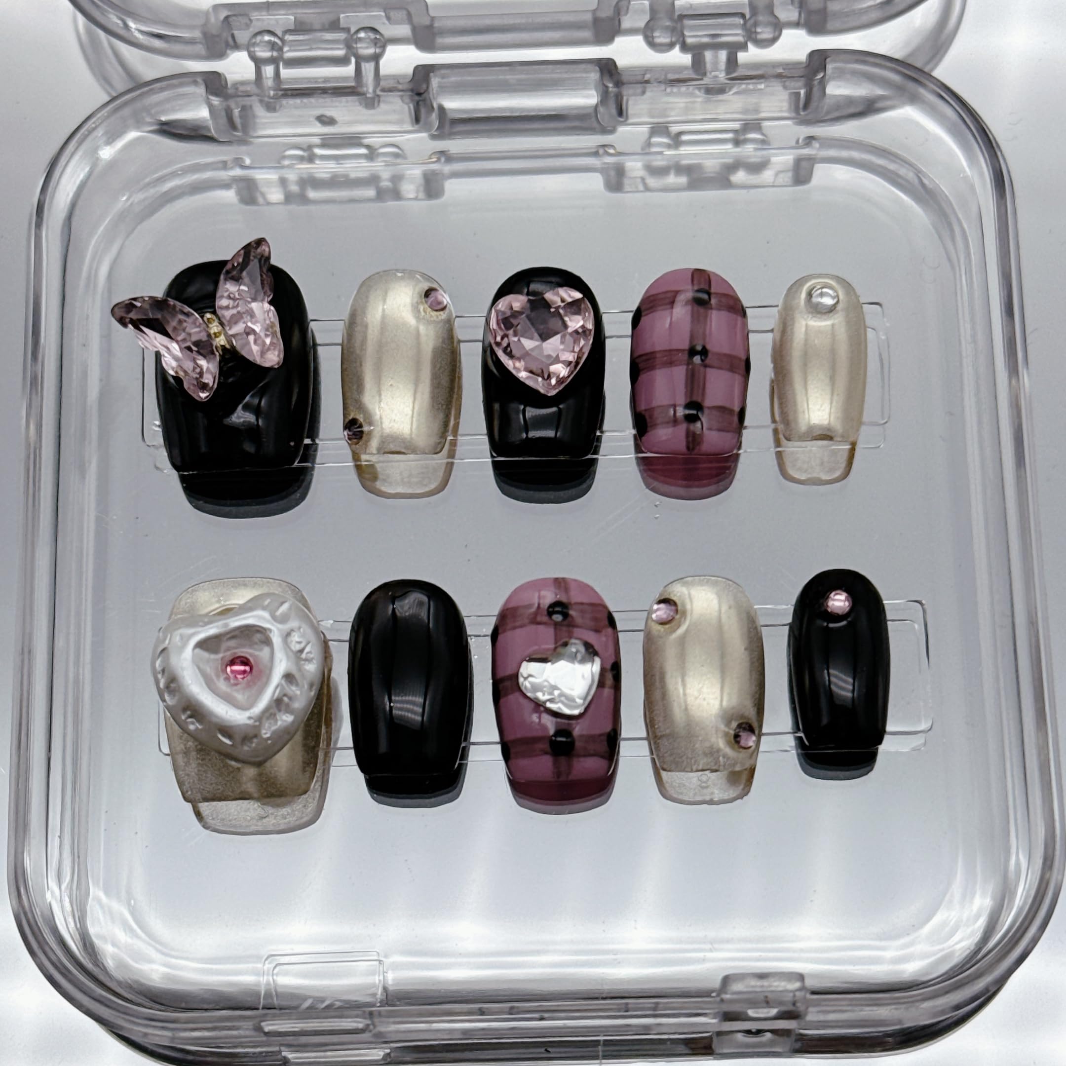 NLSJMP rhinestone glitter 3D design nails add sparkle and drama.