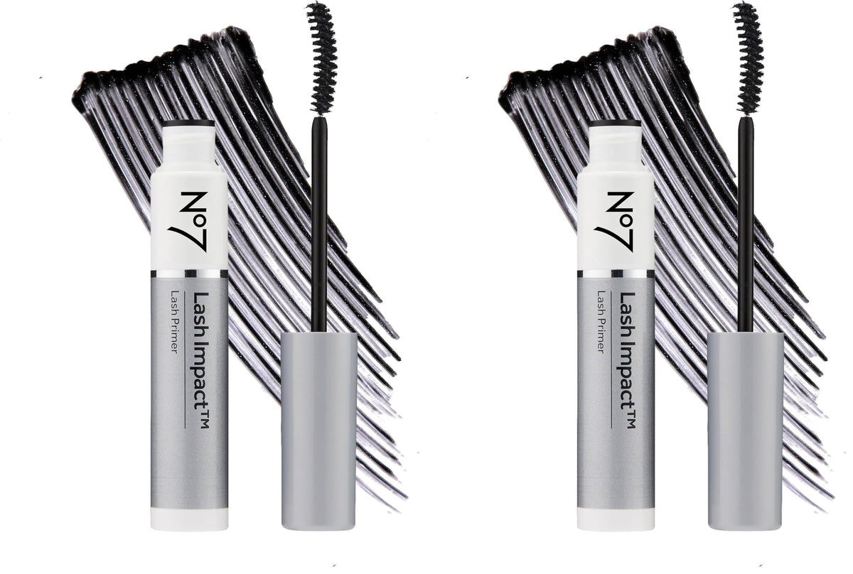 No7 Lash Impact Primer closeup of curved wand for even coating.