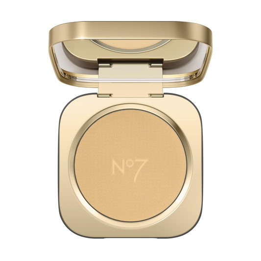 No7 Pro Artist pressed setting powder compact for a translucent, shine-control finish.