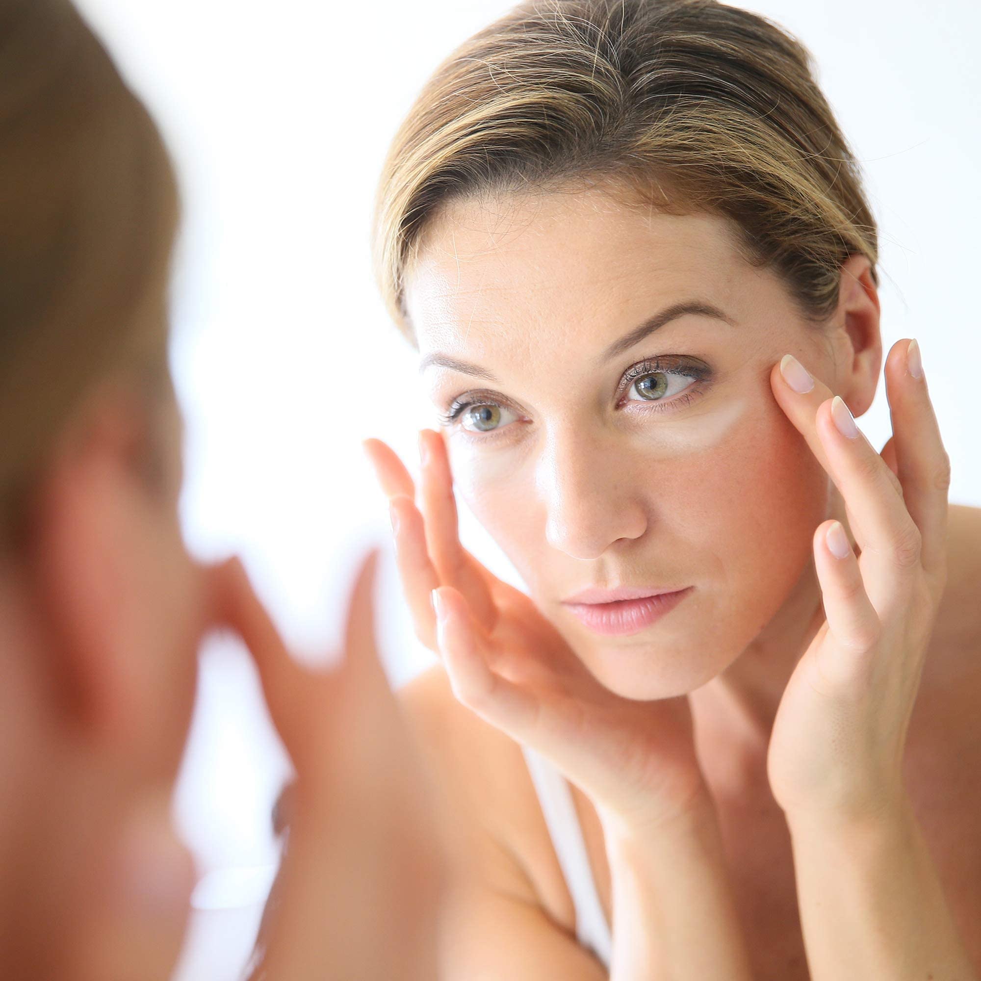 Noche Y Dia Caviar Eye Contour cruelty-free label reinforces clean beauty messaging.