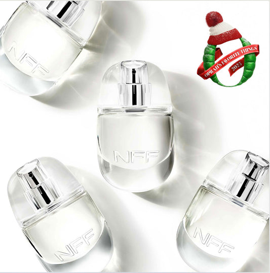 No Makeup Makeup No Fragrance Fragrance application on wrist demonstrates skin-friendly aroma.