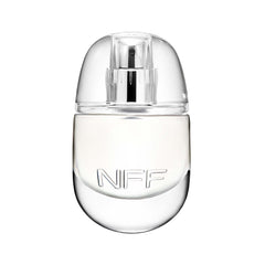 No Makeup Makeup No Fragrance Fragrance bottle pour shows adaptive scent on skin.