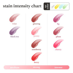 NOONI lip oil gloss on lips delivering glossy hydration.