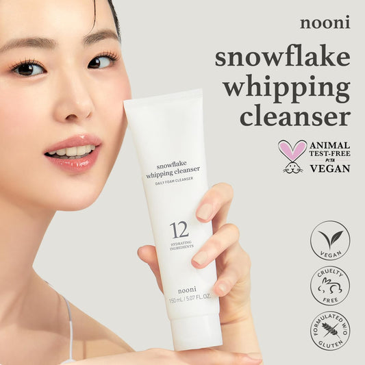 NOONI Snowflake foam texture close-up shows airy snow-like bubbles for delicate cleansing