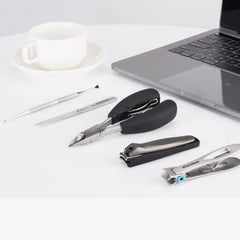 Norchan ergonomic grip nail clipper for comfortable use