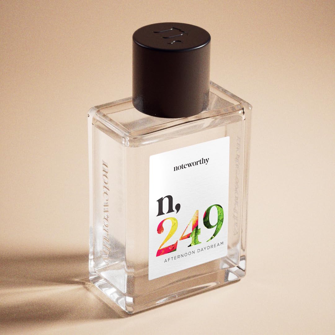 Noteworthy N,249 Afternoon Daydream spray application demonstrates easy use