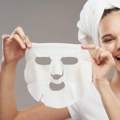 Nu Skin Ultimate Mask Waterfull application on clean skin.