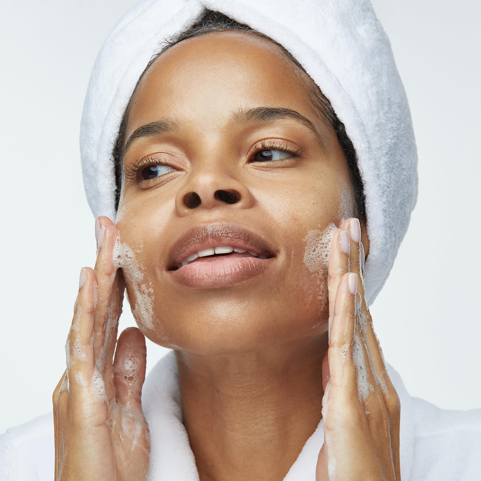 Obagi Nu-Derm Foaming Gel lists oat amino acids for a skin friendly formula