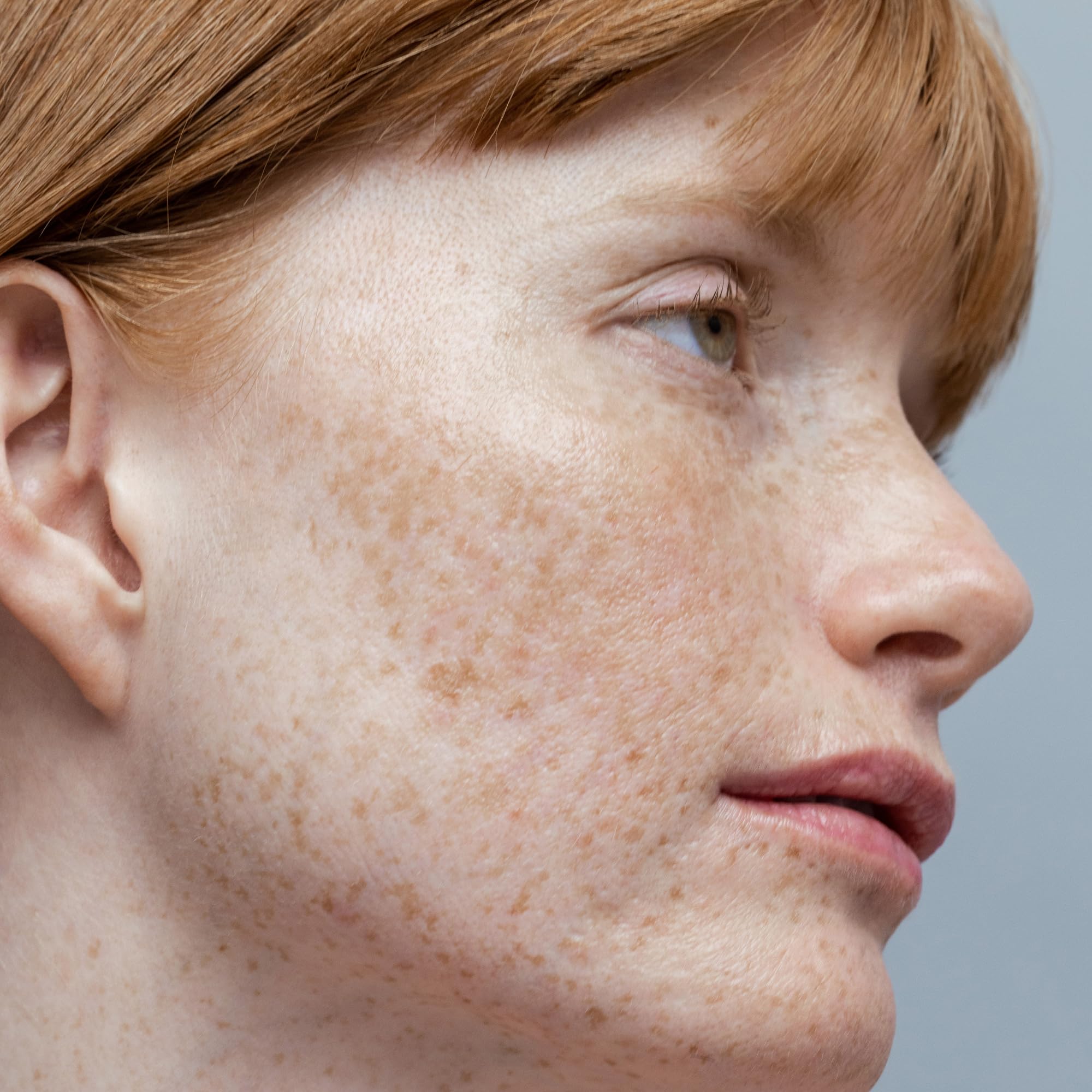 Obagi Nu-Derm Toner in a skincare routine prep helps serums absorb.