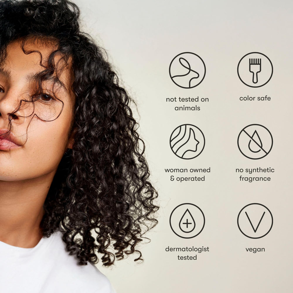 Odele Moisture Hair Mask scent featuring oakmoss and ylang ylang for a calming experience