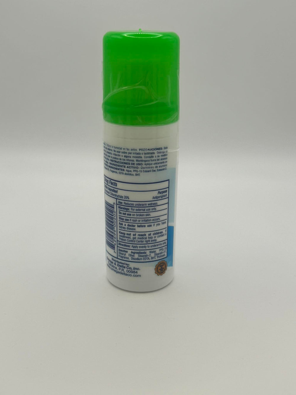 ODORONO deodorant powder shown in use for dry underarms