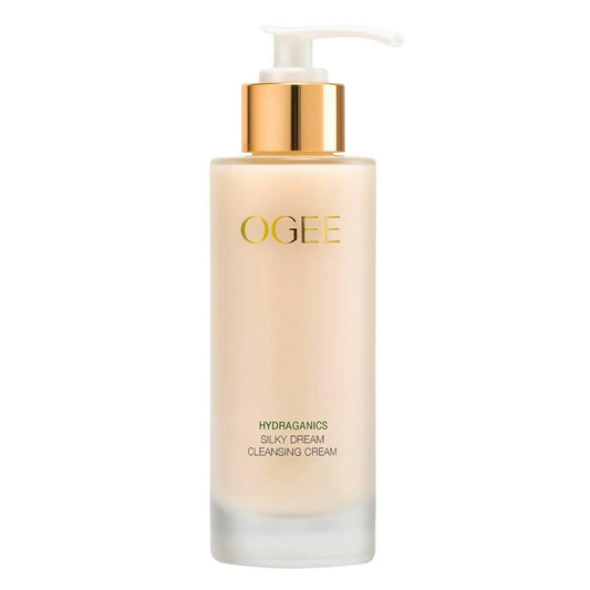 Ogee Silk Dream Cleanser application demonstrates gentle cleansing for hydrated skin