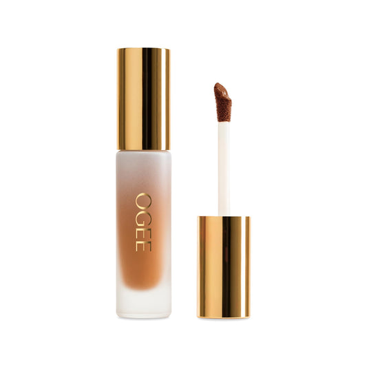 Ogee Daphne 10.50C under-eye concealer applicator tip for precise coverage and hydration.