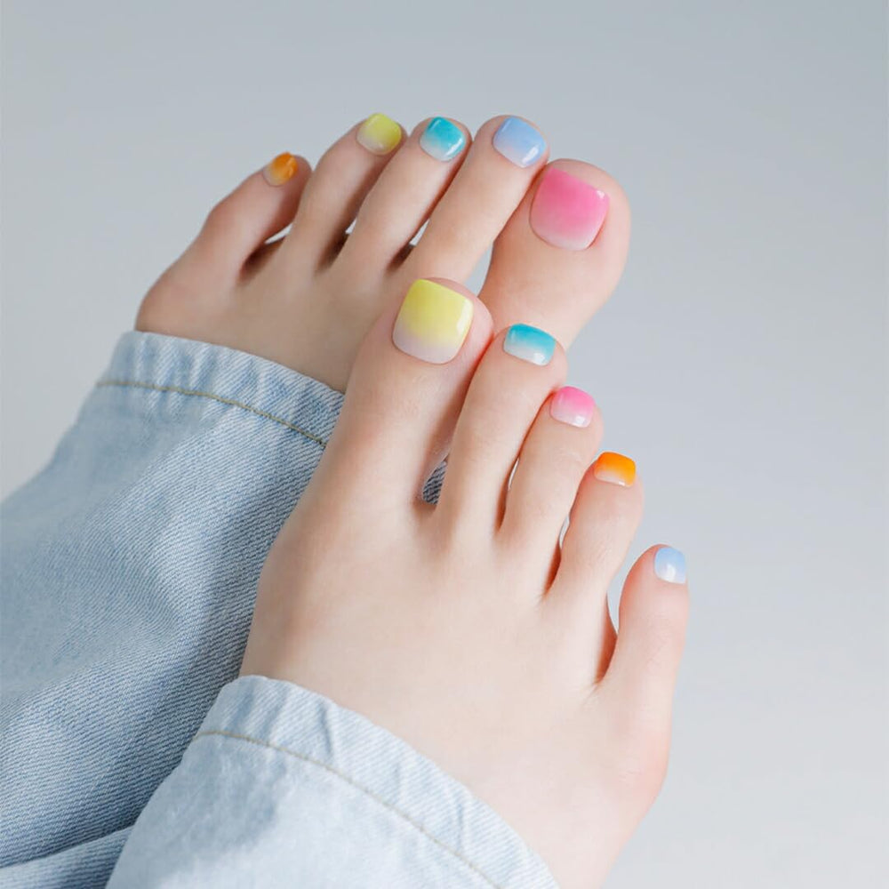 ohora P Watercolor Pedi Strips close-up on nails with long-lasting color