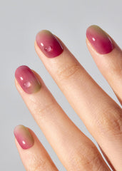 ohora Juicy Grape close-up shows smooth application on nail