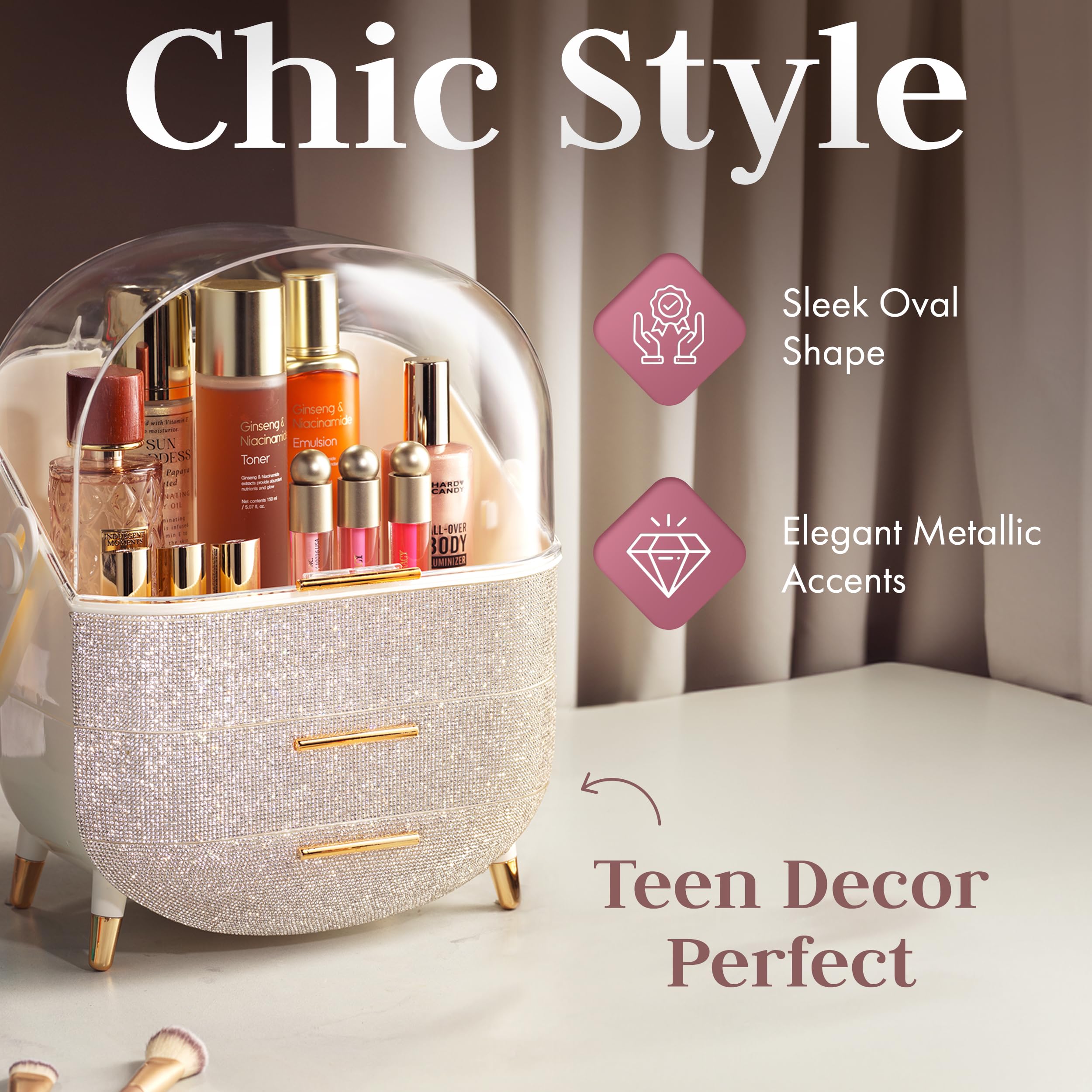Oizeir large cosmetic organizer with diamond design provides ample storage.