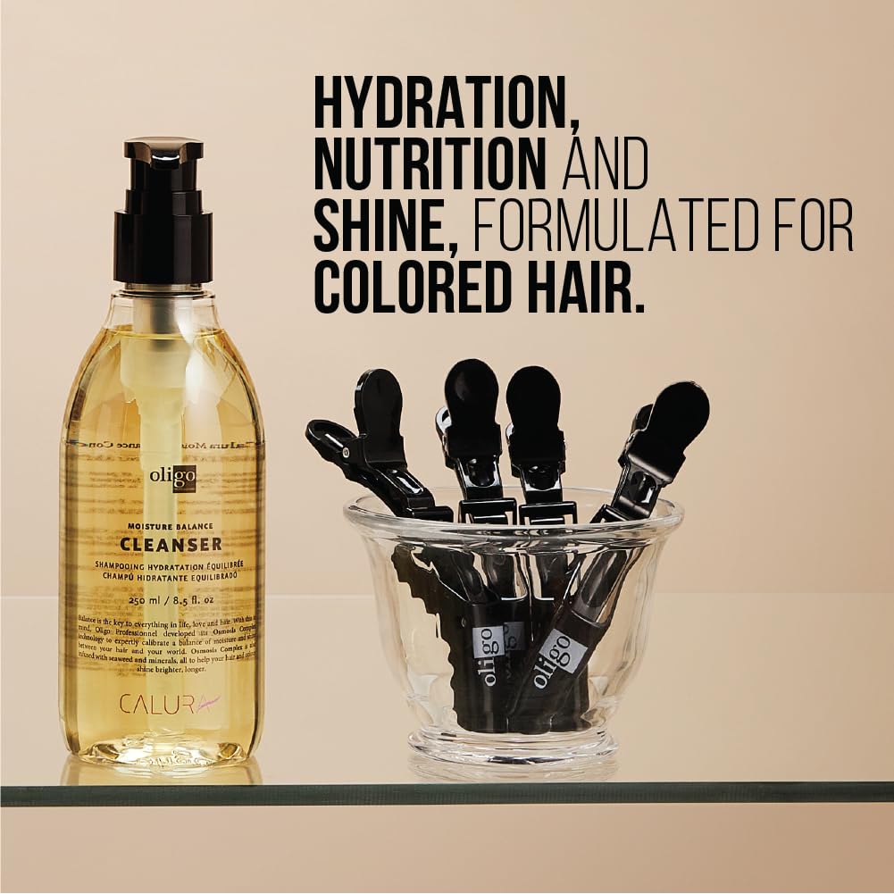 Oligo Calura Moisture Balance Cleanser pour shot highlighting gentle cleansing