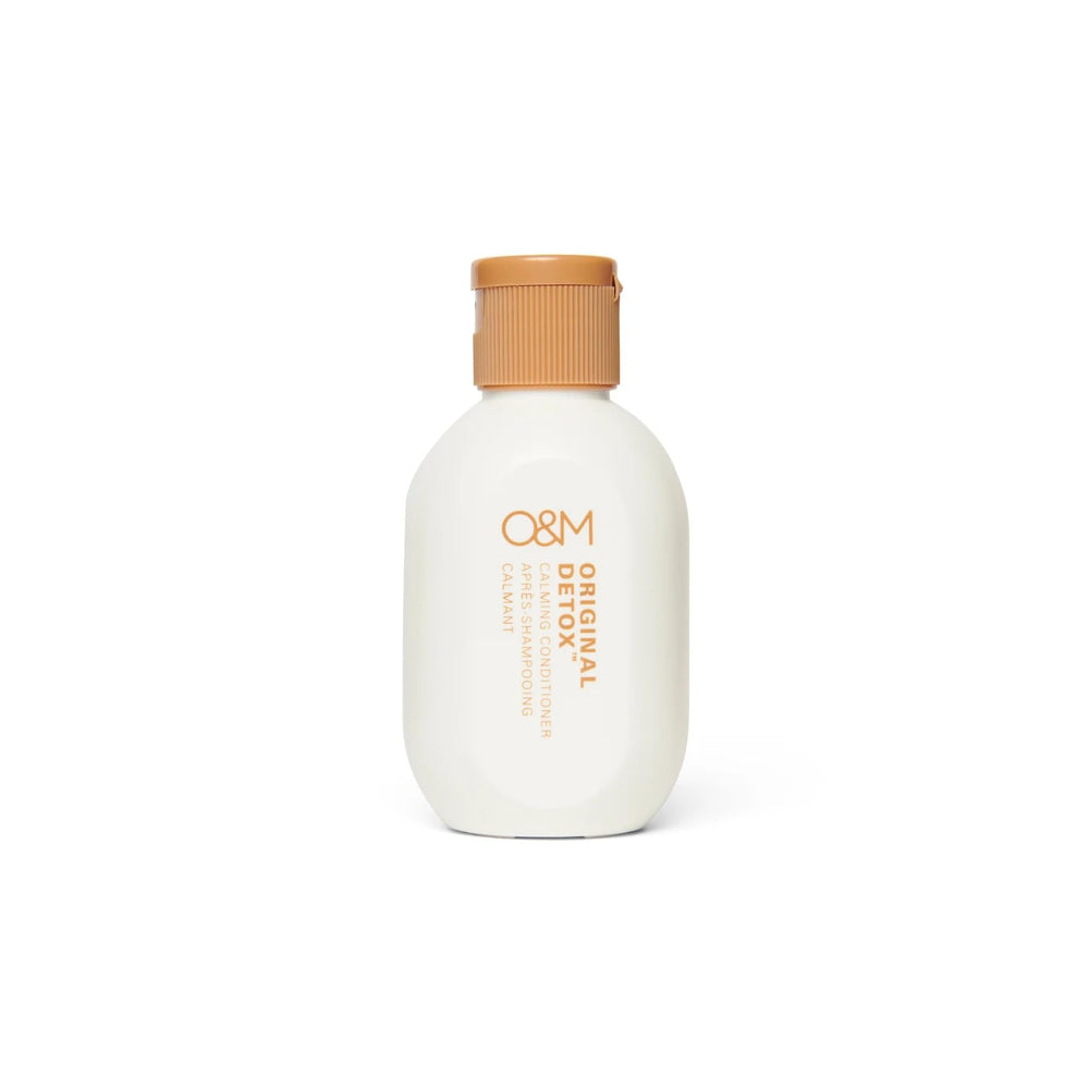 O&M Original Detox Conditioner bottle for color-safe hydration and scalp refresh