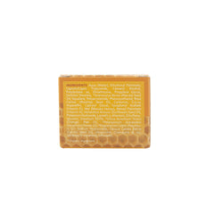 Om She Organic Marula Oil pour emphasizes antioxidants and fatty acids.