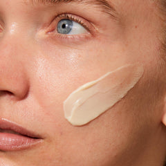 Omorovicza Rejuvenating Night Cream texture spread showing smooth glide onto skin
