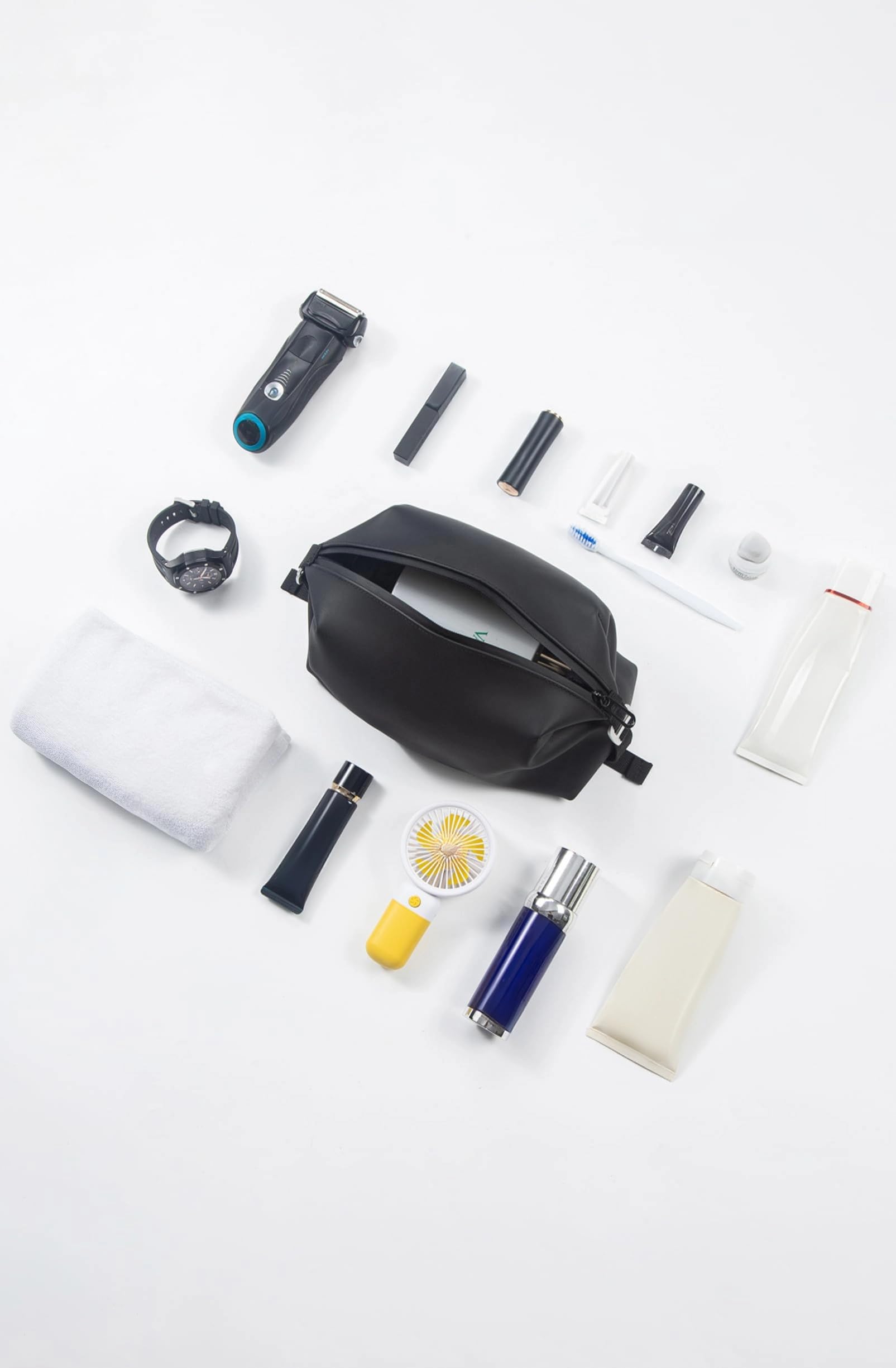 Onbagway toiletry bag carrying handle demonstrated for convenient hanging