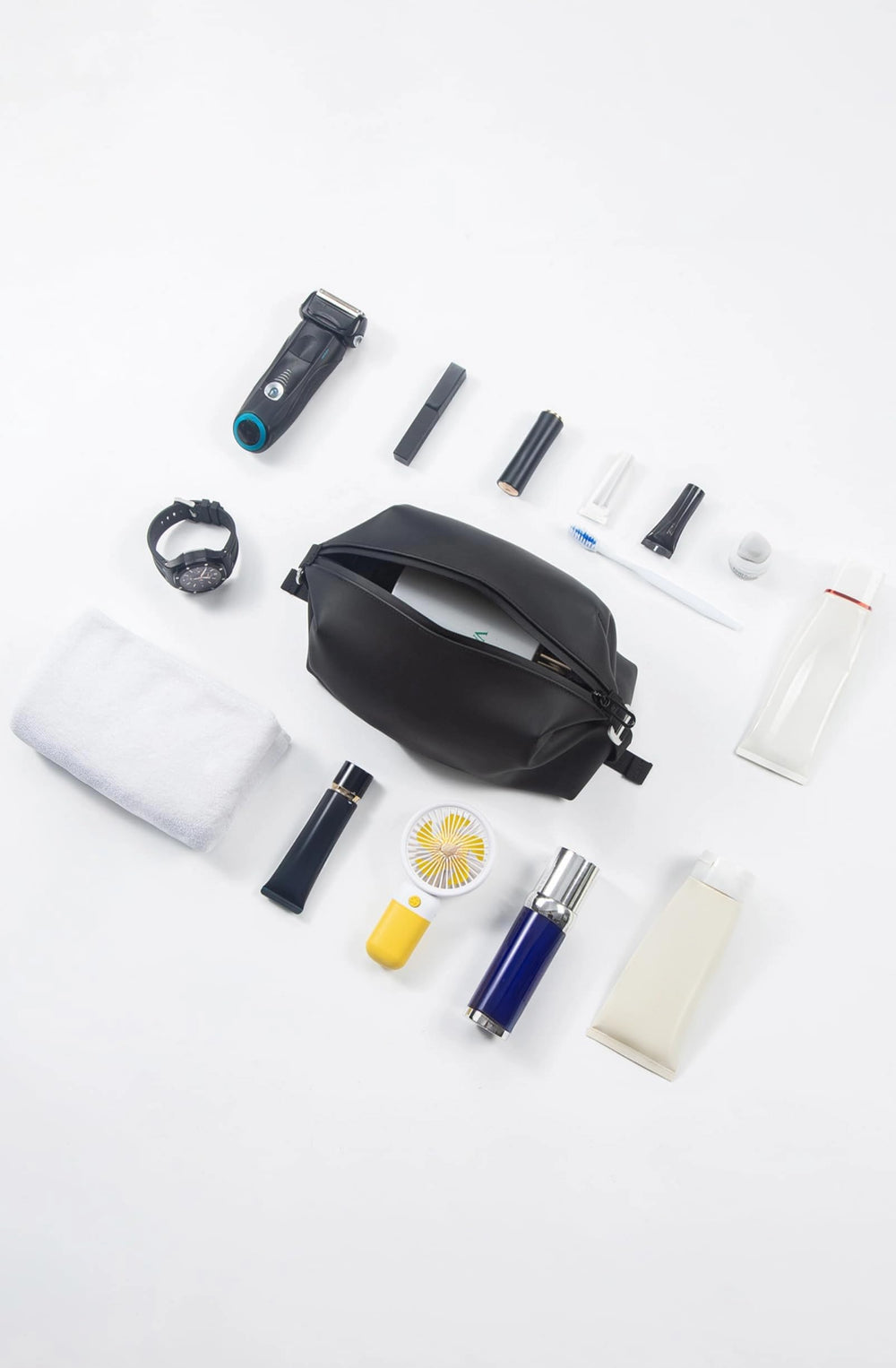 Onbagway toiletry bag carrying handle demonstrated for convenient hanging